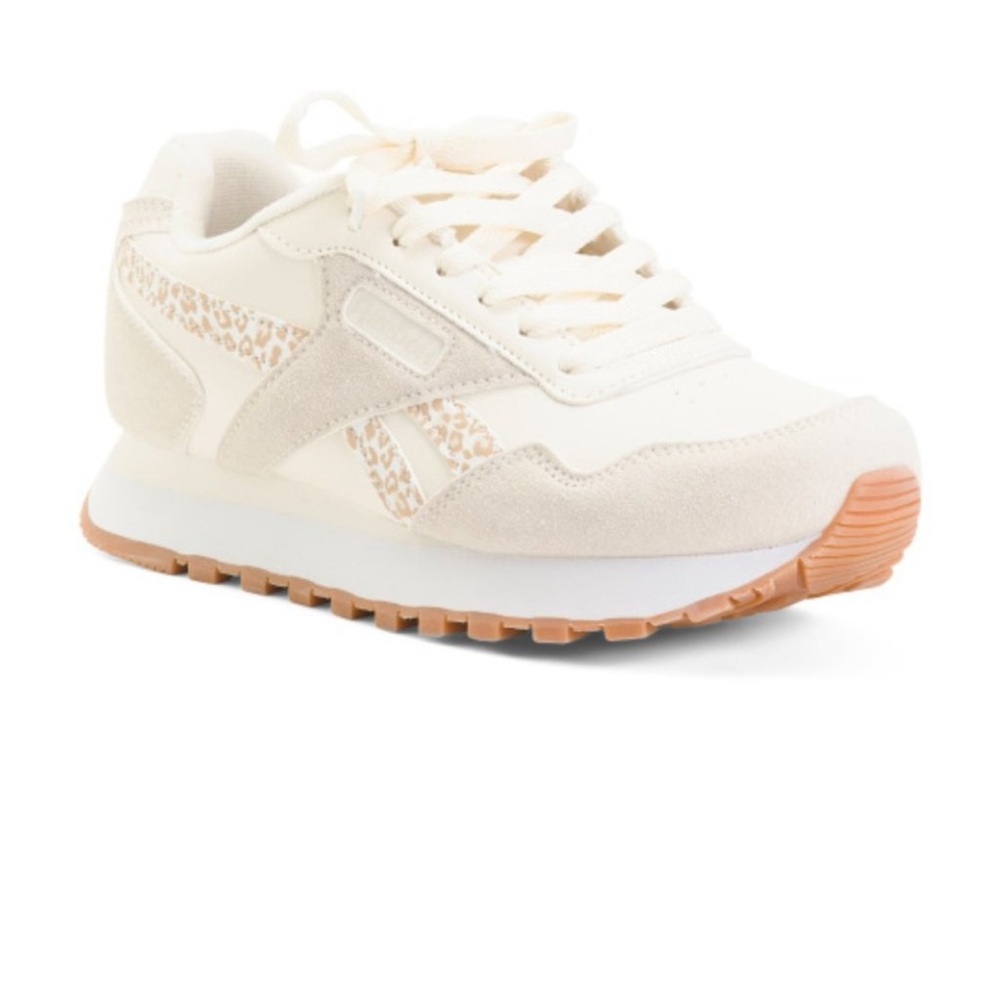 White/Tan Leopard print Like New Reebok sneakers Leather harman double